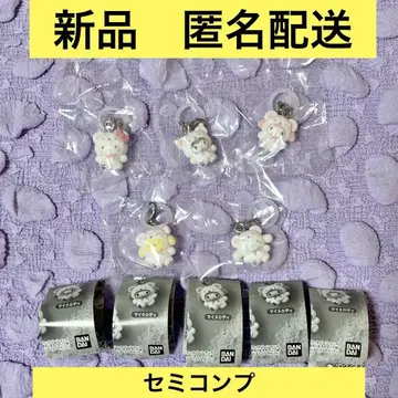 [ 미개봉 새상품 ] 산리오 후와후와 스노우 메지루시 액세서리 세미 컴프