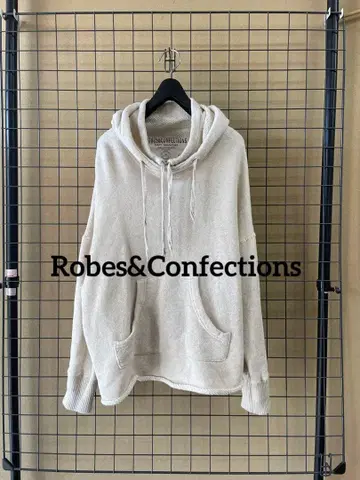 Robes&Confections 로브즈 앤드 컨펙션즈 후드티