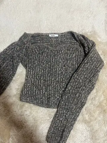 SNIDEL 리브 크롭 스웨터 ONE SIZE