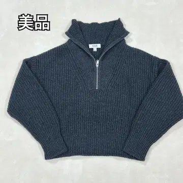 [ 새상품급 ] COS 하프 지퍼 니트 숏 기장 크롭