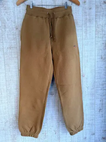 새상품 미사용품 택 포함! 초 레어 컬러!! NOAH sweatpants