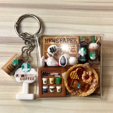 가챠 파우치 카페 브라운 PEANUTS