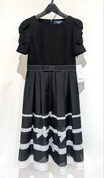 엠즈 그레이시 보더 리본 프린트 원피스