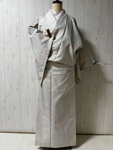 나비 패턴 화이트 오시마 명주 m4392