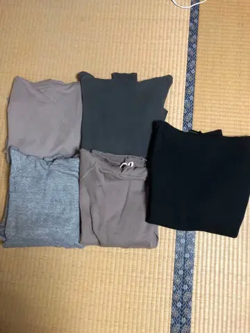 새상품 여성용 후드티 묶음 판매 25000엔 상당