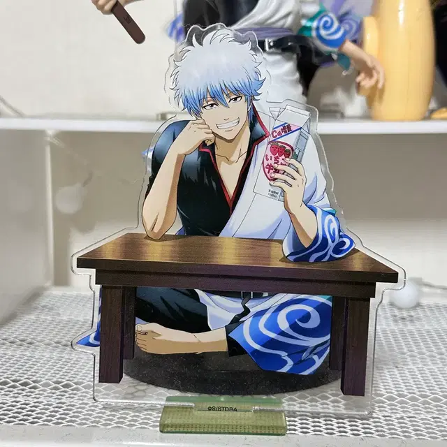 은혼 긴토키 딸기우유 아크릴스탠드