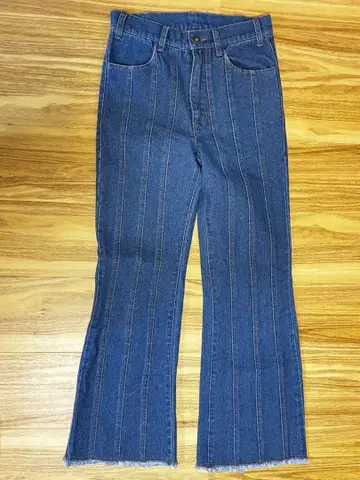 [시니컬] (MIDVEIN) 스트라이프 디자인 플레어 팬츠 인디고 블루