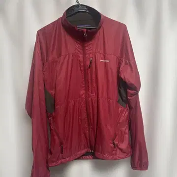 patagonia 빨간색 나일론 자켓 M
