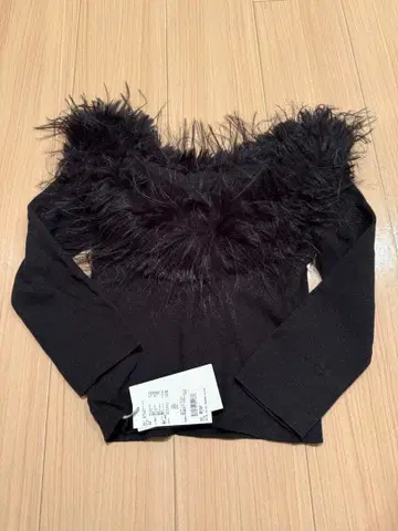 블랙 프릴 오프숄더 상의 snidel 미사용