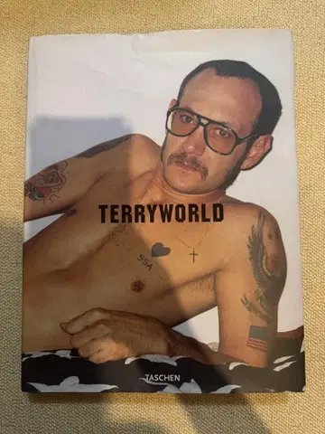 TERRYWORLD by TASCHEN