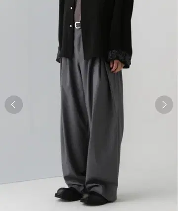 HARE 하레 롱 턱 와이드 트라우저 그레이 스트라이프 슬랙스