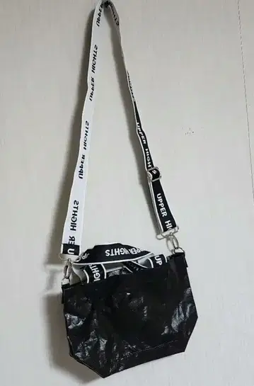 UPPER HIGHTS 나일론 숄더백