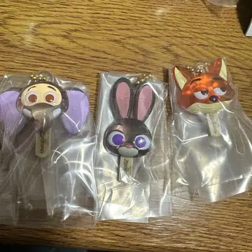 주토피아 아이스캔디 참 가챠 닉 주디 피닉