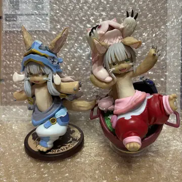 메이드 인 어비스 열일의 황금향 나나치 피규어 2종