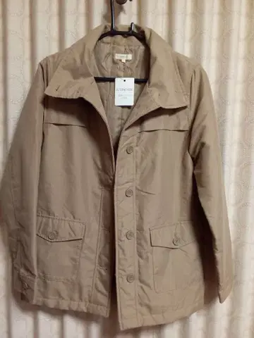 HushHush 베이지 자켓 사이즈 3