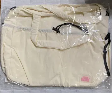 [ 미사용 새상품 ] BOSTON BAG 아이보리