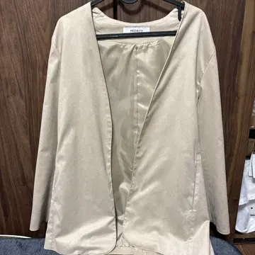 PRIORITY 노카라 자켓 베이지 사이즈 38