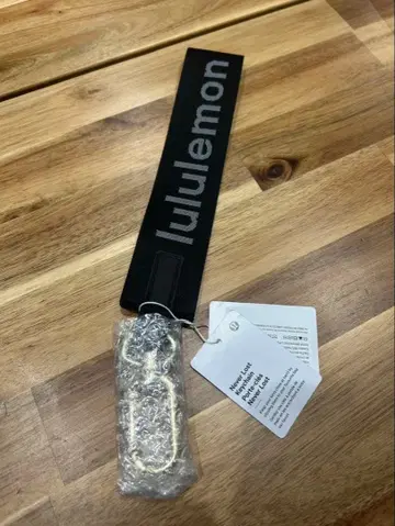 룰루레몬 네버 로스트 키 체인