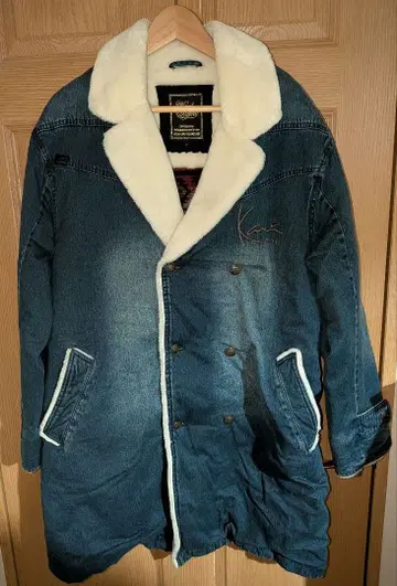 칼 카나이 더블 보아 데님 자켓 백 자수