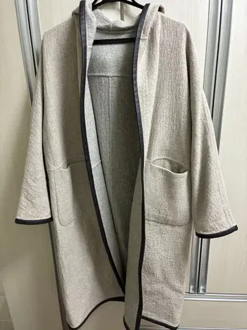 STUNNING LURE 스탠닝 루어 후드 부착 코트