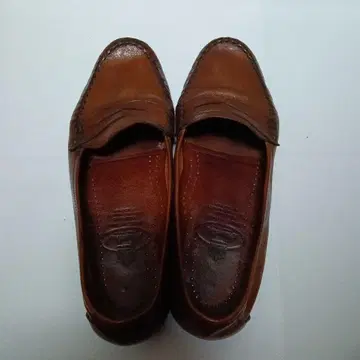 Hawkins 브라운 가죽 로퍼