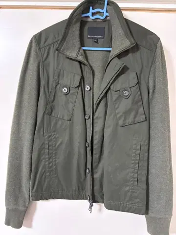 바나나 리퍼블릭 올리브 그린 밀리터리 자켓