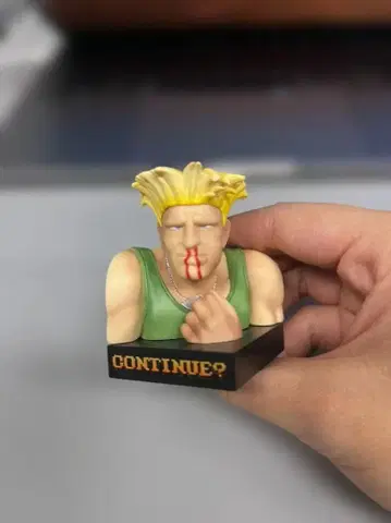 스트리트 파이터 가일 피규어 CONTINUE