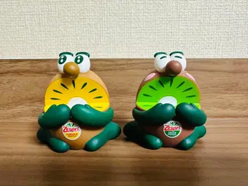 Zespri 키위 캐릭터 피규어 2개 세트
