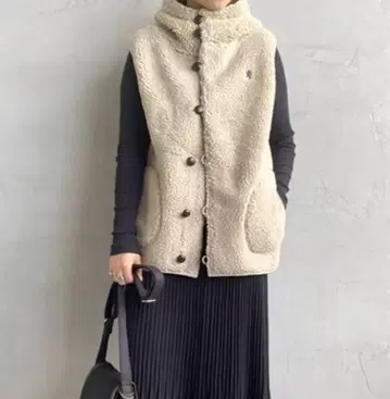 새상품 GYMPHLEX 짐플렉스 보아 후드 부착 베스트 싸개 버튼