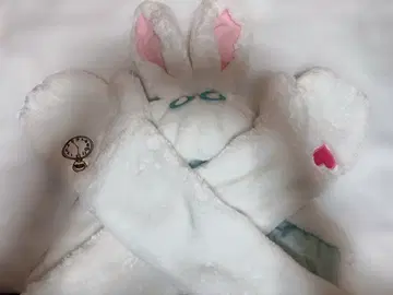 디즈니 원더랜드 앨리스 화이트 토끼 팬캡 머플러캡