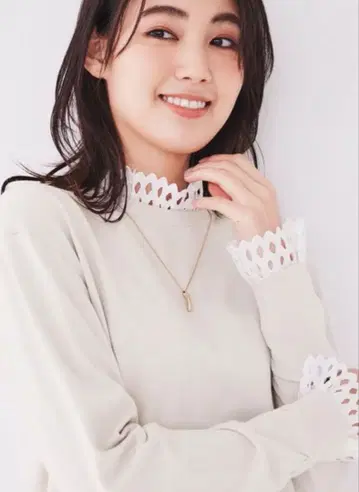 언타이틀 [레이스 탈부착 가능/2WAY] 풀오버 니트