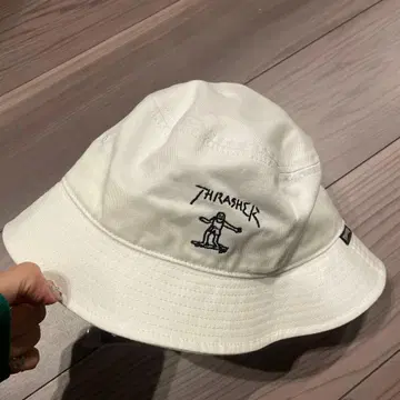 THRASHER 버킷햇 화이트 M