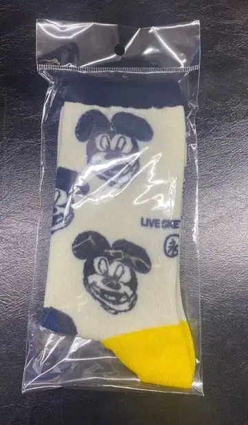 미키 킹프리 킹 앤 프린스 삭스 라이브 스케치