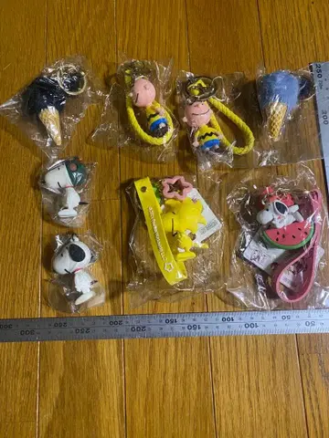 스누피 키링 8개 세트