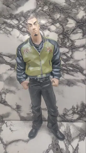 큐피 톰 피규어