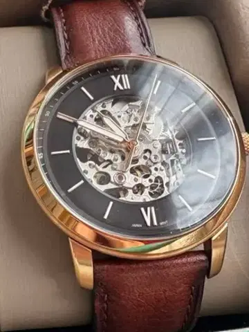 FOSSIL 자동 태엽 손목시계 스켈레톤 디자인