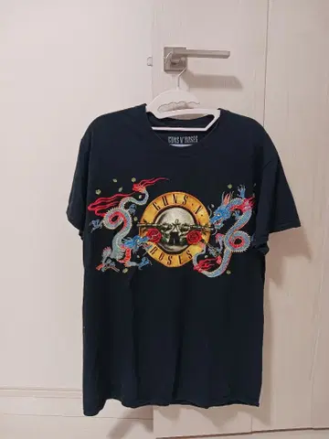 건즈 앤 로지스 M 티셔츠 2017