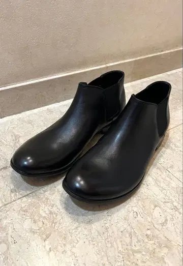 whoop-de-doo의 부츠