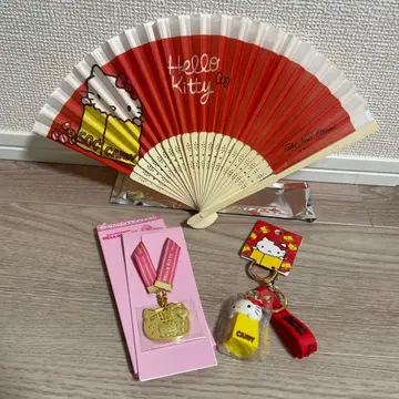 키티전 굿즈 키링 부채