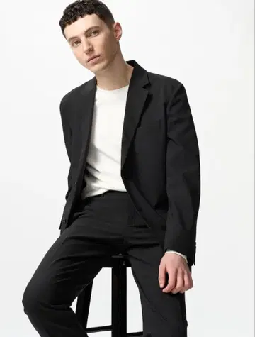 유니클로 UNIQLO 남성용 블랙 블랙 감동 자켓 비즈니스 정장