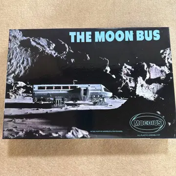 뫼비우스 모델 THE MOON BUS