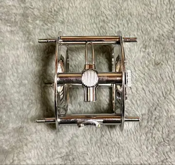 사이먼 시모무라 스타우트 프레임