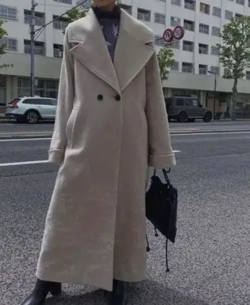 AMERI 플라워 자수 롱 코트