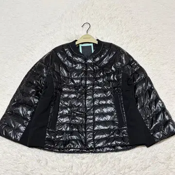 새상품급 23년 타트라스 IANIS 다운 자켓 블랙