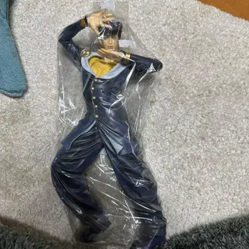 히가시카타 죠스케 피규어 죠죠