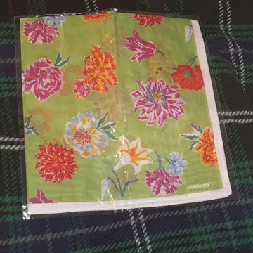 우타프리 샤니스트 KMUP Summer Bloom 손수건 세실