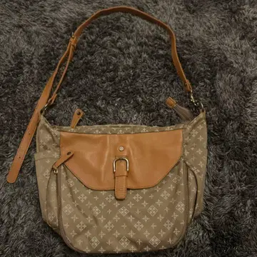 [ 메루카리 택배 ] 새상품급 러셋 숄더백