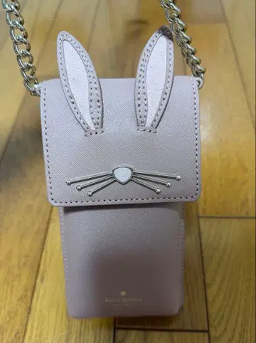 케이트 스페이드 토끼 귀 스마트폰 숄더백