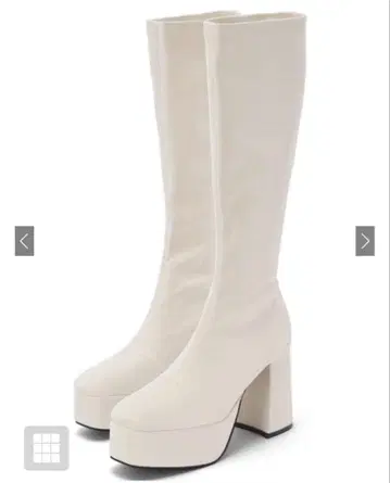 미사용 새상품 스퀘어토 청키힐 롱 부츠 아이보리 22.5cm