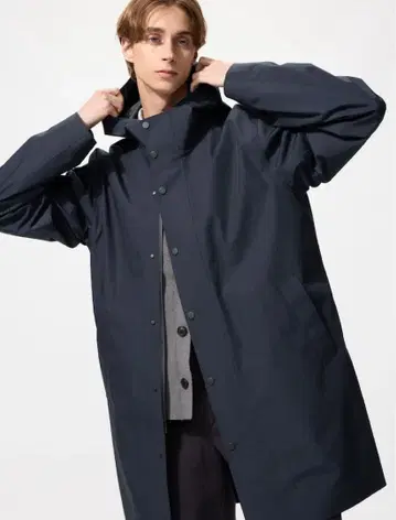 [ 새상품 현행 모델 ] 유니클로 블록테크 코트 신상 2025